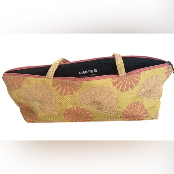 Light, yellow and coral Patterned Handbag - Picture 9 of 10